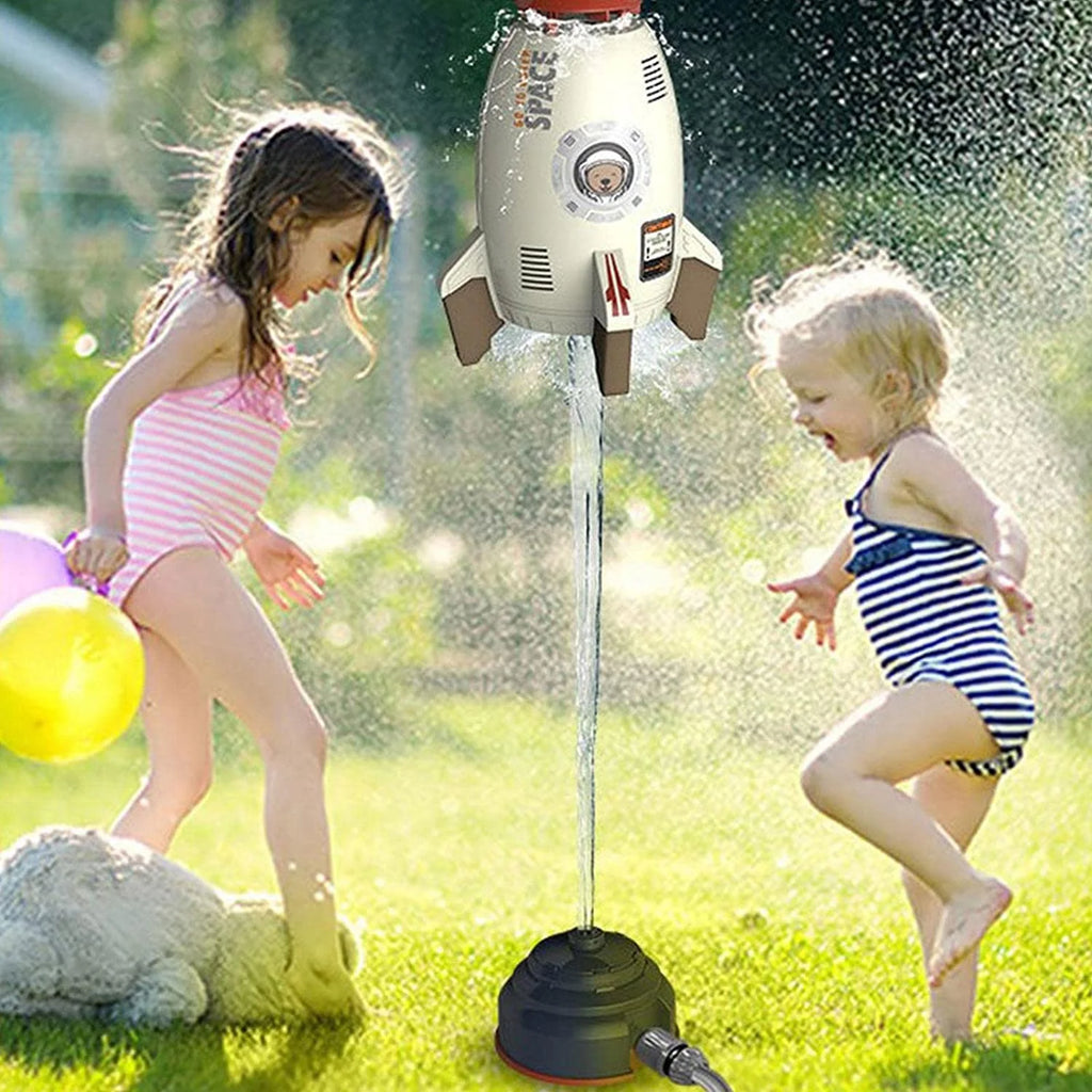 Flying Sprinkler Toy, 360-degree Rotation Outdoor Water Spray Sprinkler F179419