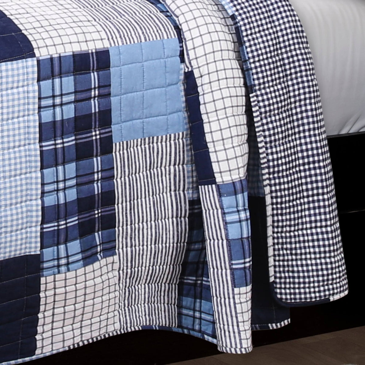 Navy King Quilt Set M330