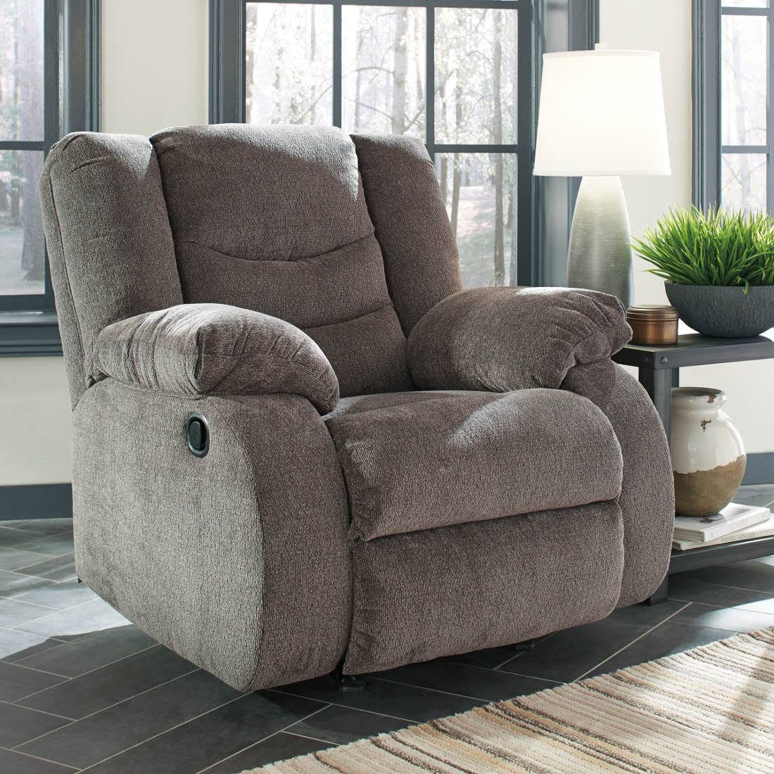 Rocker Recliner V18923