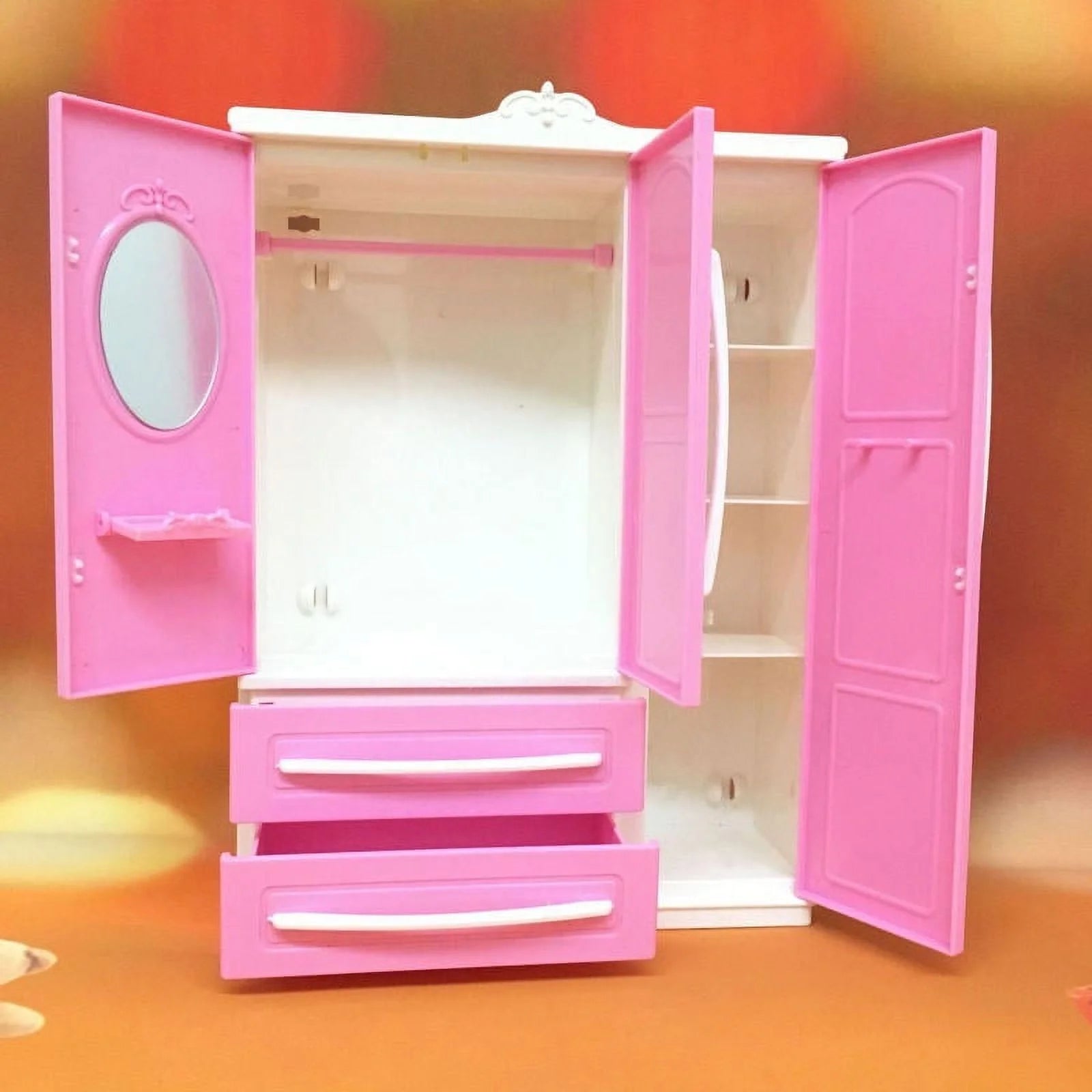 Three-door Dollhouse Playset with Clothes Closet H123756