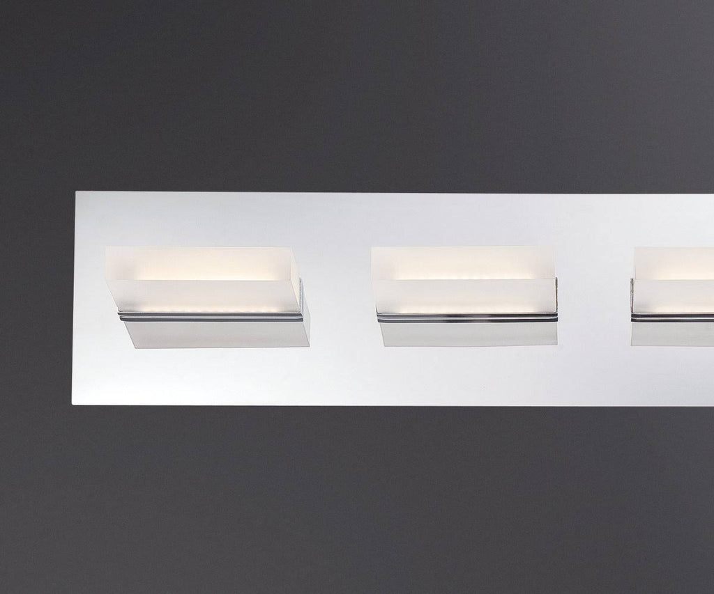 3-Light LED Bathbar, Chrome E539482