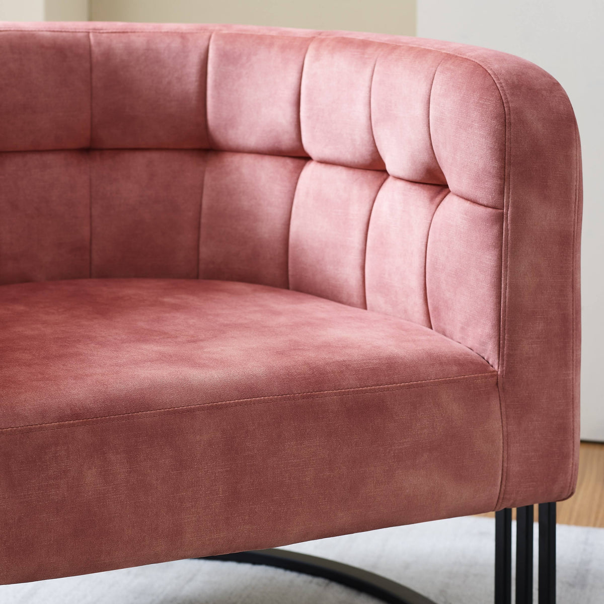 Beige Velvet Tufted Curved Back Barrel Accent Chair U397764
