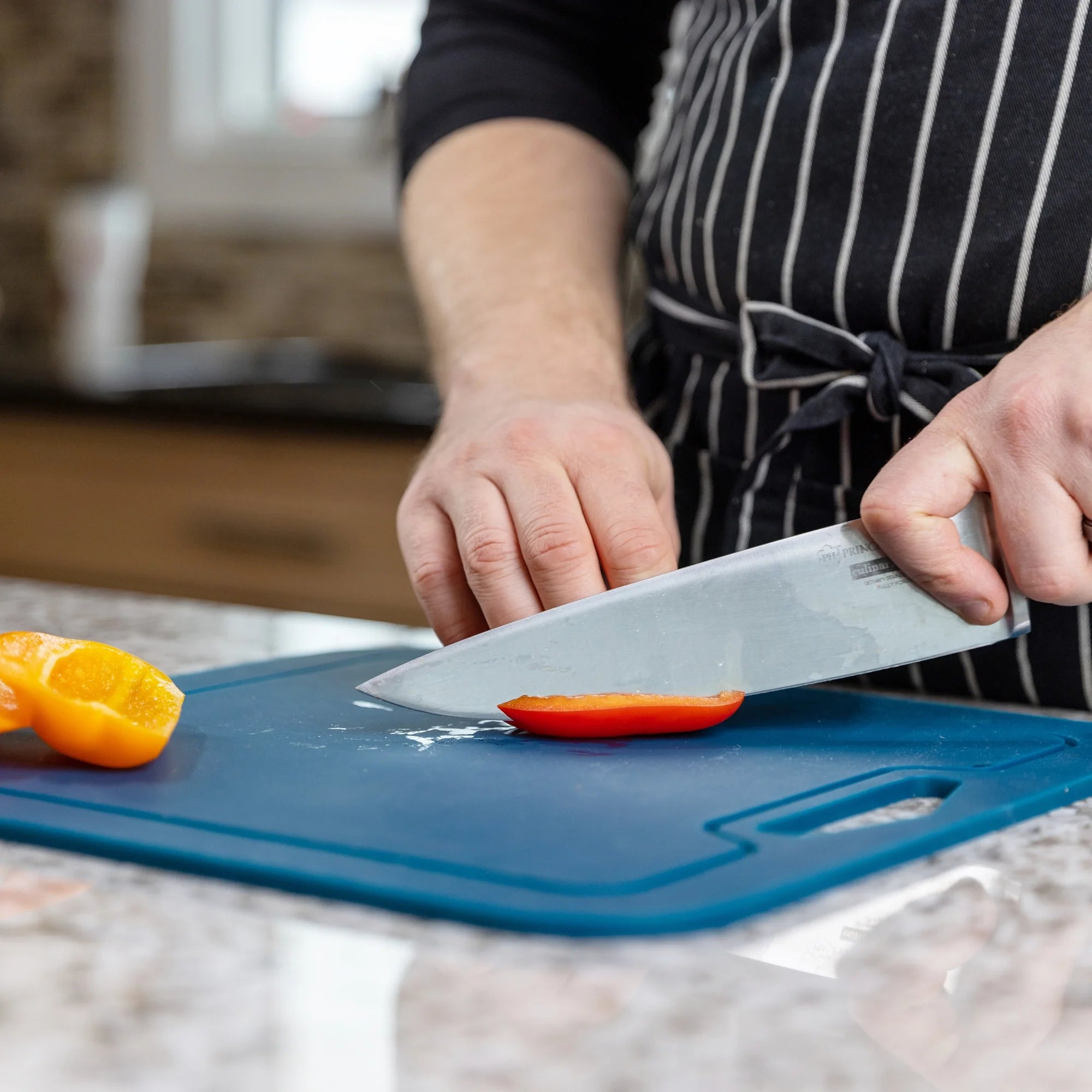 Silicone Cutting Board J32940