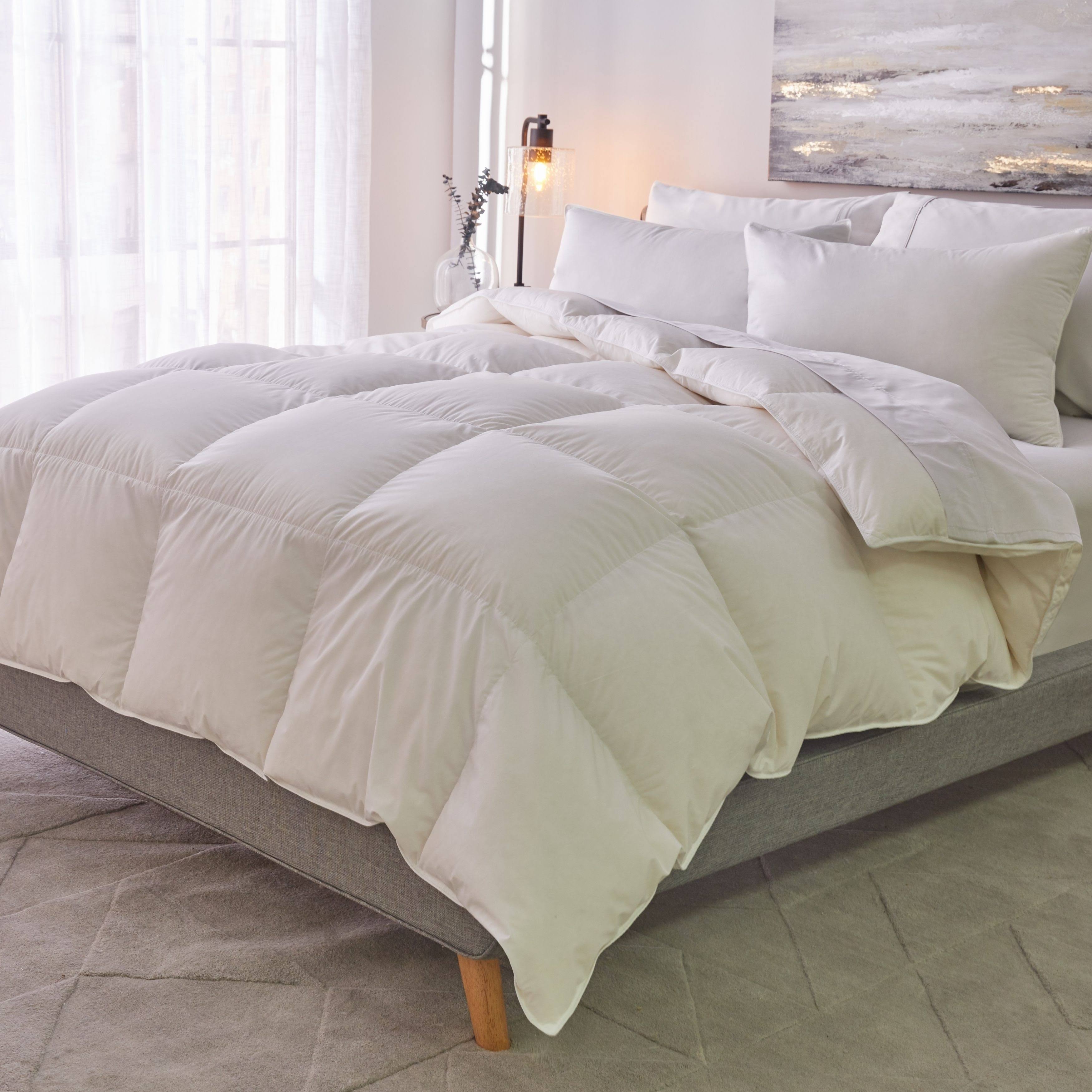 White Cotton Sateen Down Alternative Comforter King W484794