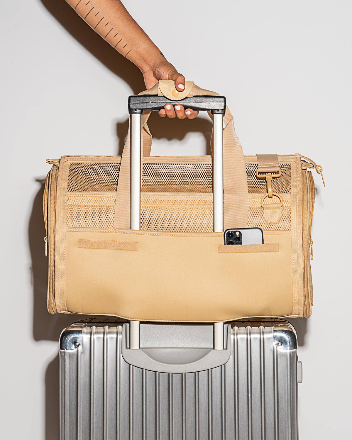 Black Travel Carrier A1876