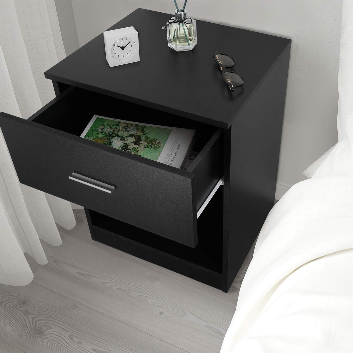 Black Nightstand with 1 Drawer and Shelf C80743