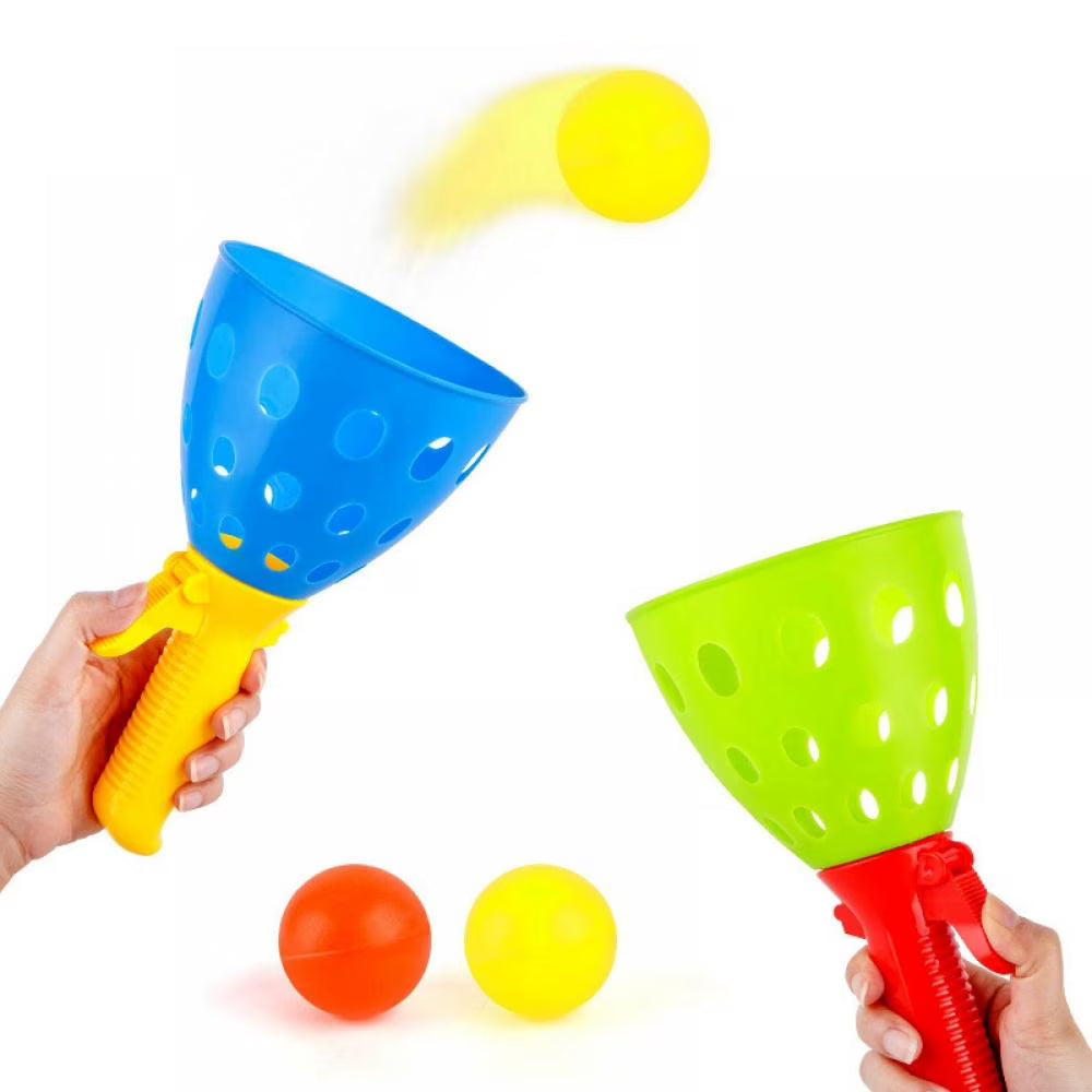 Catch Ball Game with 4 Catch Launcher Baskets and 8 Balls U540